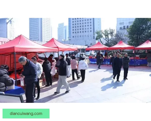 以小扫货为主线乘坐公交车串联市集营造更顺畅的城市生活体验之旅